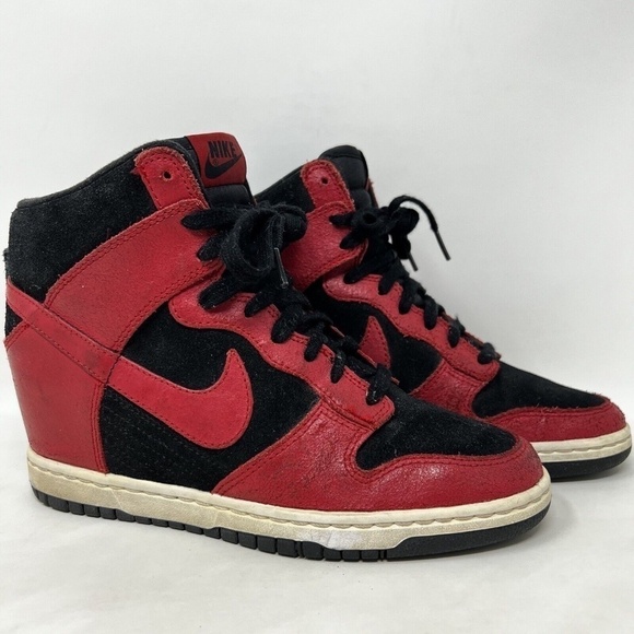 Nike Dunk Sky Hi Women's Size 8 Hidden Wedge Heels Black Red Shoes 528899-016 - Picture 1 of 13